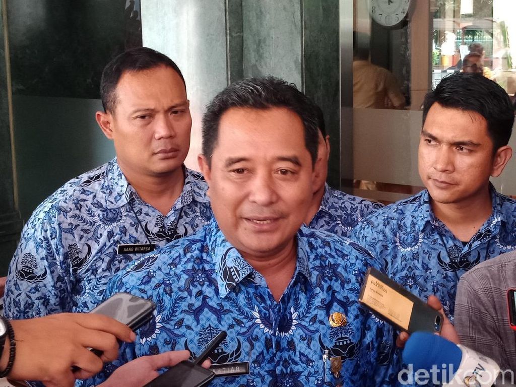 Kemendagri soal Sunda Empire: Harus Dicek, Jangan-jangan Orang Kurang Waras Kemendagri soal Sunda Empire: Harus Dicek, Jangan-jangan Orang Kurang Waras