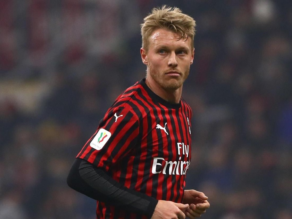 AC Milan resmi mempermanenkan Simon Kjaer (Foto: Marco Luzzani/Getty Images)