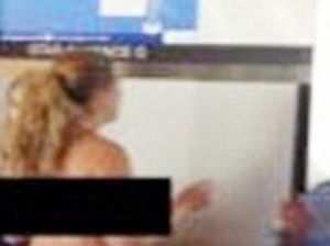 Kisah-kisah Penumpang yang Telanjang di Bandara