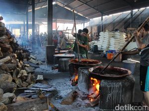 Jelang Imlek, Permintaan Dodol Meningkat