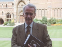 Putra Penulis Lord of the Rings JRR Tolkien Meninggal Dunia