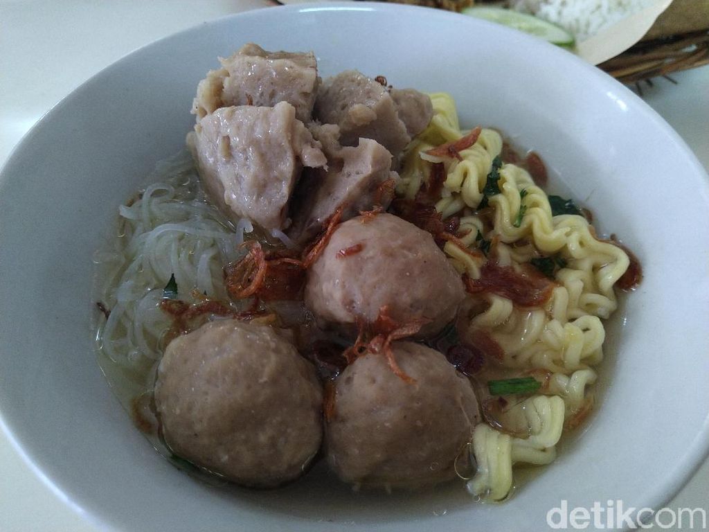 Nongkrong dan Makan Kenyang di Cafe Cangkir UIN Jakarta Nongkrong dan Makan Kenyang di Cafe Cangkir UIN Jakarta
