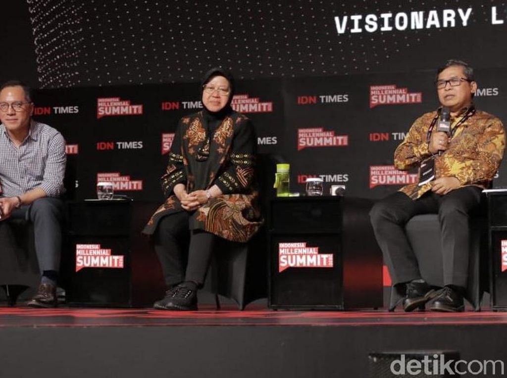 Risma Pamer Harga Cabai Tak Pernah Mahal di Surabaya Risma Pamer Harga Cabai Tak Pernah Mahal di Surabaya