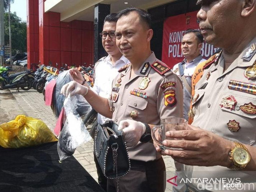 Bunuh Pemandu Lagu di Puncak Bogor, Tukang Cilok Ditangkap Bunuh Pemandu Lagu di Puncak Bogor, Tukang Cilok Ditangkap