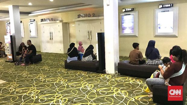 Tumbuh di 'Lahan Kosong' Bioskop di Daerah