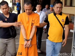 Modal Seragam Polisi, Pria Tasikmalaya Tipu 2 Janda Kenalan di Michat