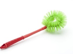 Bocah Ini Infeksi Parah karena Usus Tertusuk Gagang Sikat Toilet