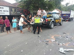 Dua Santri di Mojokerto Tewas Terlindas Truk
