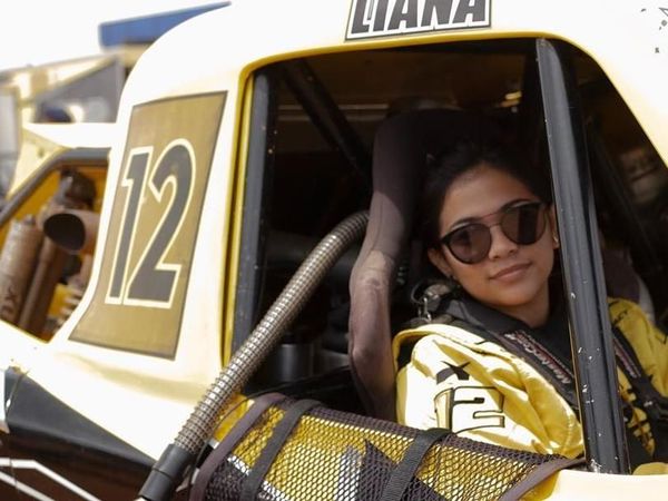 Momen Seru Liana Jhonlin, Crazy Rich Kalsel Saat Makan Enak