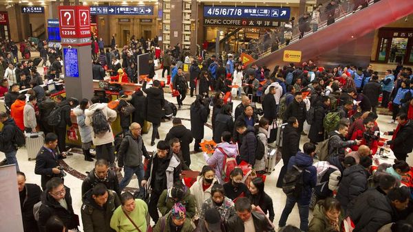 Satu Pekan Jelang Imlek, Warga China Mulai Mudik