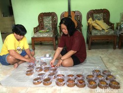 Mengintip Pembuatan Kue Keranjang dengan Resep dari Tiongkok