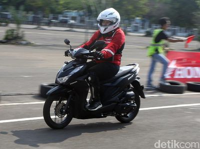 Menjajal Honda BeAT Baru Seharga Rp 17 Jutaan