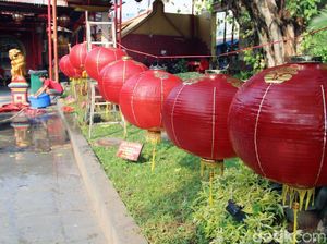 Jelang Imlek, Vihara Dharma Bhakti Bersolek