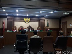 Sopir Dadang Prijatna Ungkap Dijadikan Direktur Cuma untuk Teken Proyek