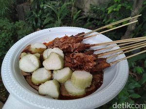 Puluhan Makanan di Kantin Atma Jaya Siap Manjakan Lidah Mahasiswa Puluhan Makanan di Kantin Atma Jaya Siap Manjakan Lidah Mahasiswa