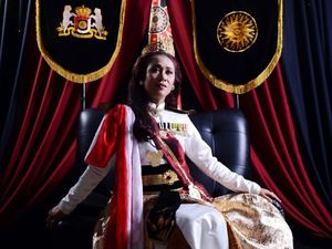 Ratu Agung Sejagat dan Kuda Besi Machonya Ratu Agung Sejagat dan Kuda Besi Machonya
