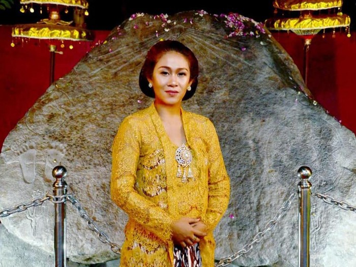 Foto: Ratu Keraton Agung Sejagat Fanni Aminadia (dok IG @fanniaminadia)