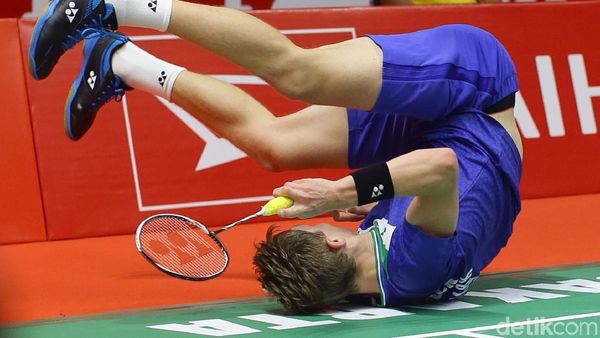 Anthony Ginting Tekuk Axelsen hingga Jungkir Balik