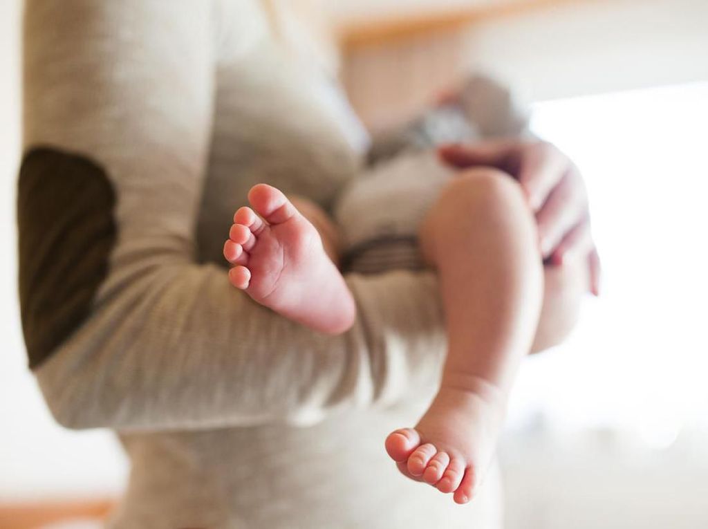 Parah! Ibu Muda Diduga Jual Bayinya untuk Operasi Plastik