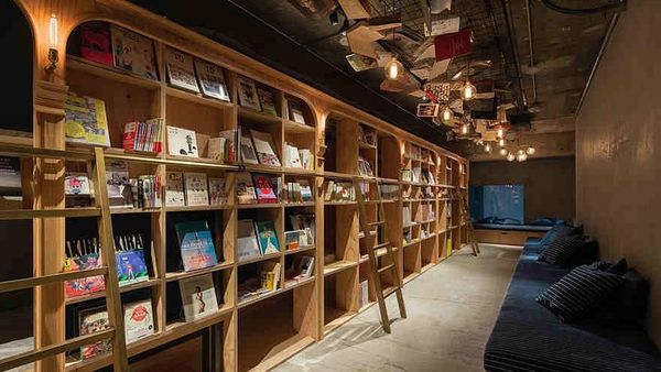 Foto Hotel Kapsul Unik di Jepang dengan 1.700 Buku, Tidur Dikelilingi Buku