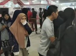 Dapur Restoran Mendadak Berasap Bikin Pengunjung Mal di Makassar Panik