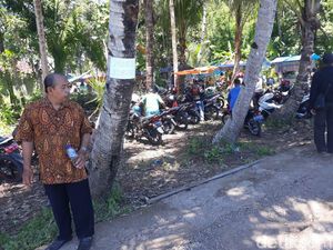 Keraton Agung Sejagat Jadi Berkah Buat Tukang Parkir