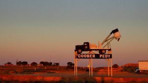 Penampakan Rumah Bawah Tanah yang Dibangun di Bekas Tambang Batu