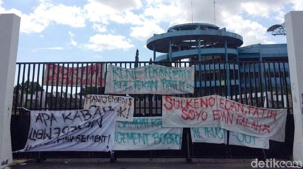 Suporter PSS Sleman Terus Lakukan Perlawanan ke Manajemen