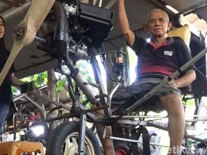 Montir Perakit Pesawat di Pinrang Sudah Bisa Servis Motor Sejak SD Montir Perakit Pesawat di Pinrang Sudah Bisa Servis Motor Sejak SD