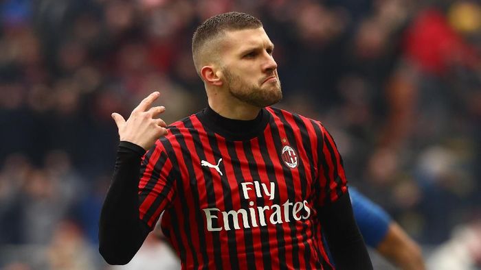 Ante Rebic membuktikan diri dengan menjadi pahlawan AC Milan dalam mengalahkan Udinese. (Foto: Marco Luzzani / Getty Images)