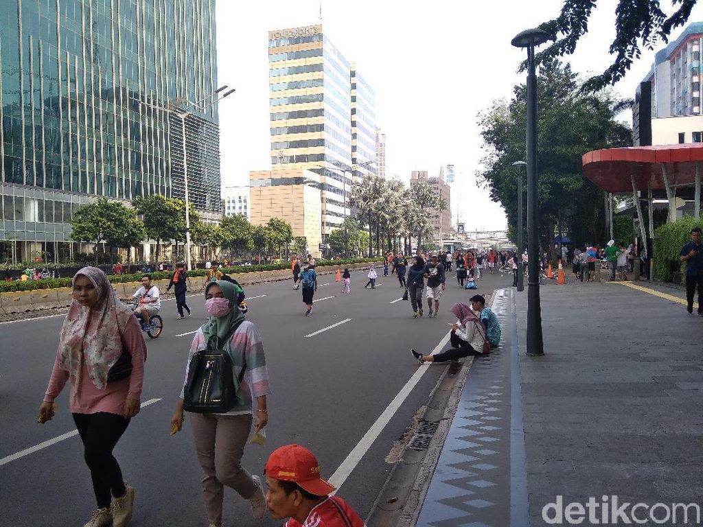 PKL Tertib, Begini Suasana CFD di Bundaran HI-Thamrin Pagi Ini PKL Tertib, Begini Suasana CFD di Bundaran HI-Thamrin Pagi Ini