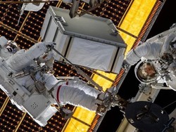 Olimpiade Antariksa 2024, Astronaut Pamer Cabor Angkat Manusia