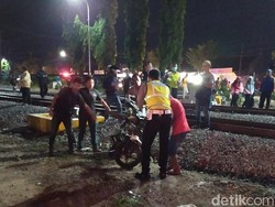 Nekat Terobos Palang Pintu, Kakek di Magetan Tewas Tertabrak KA