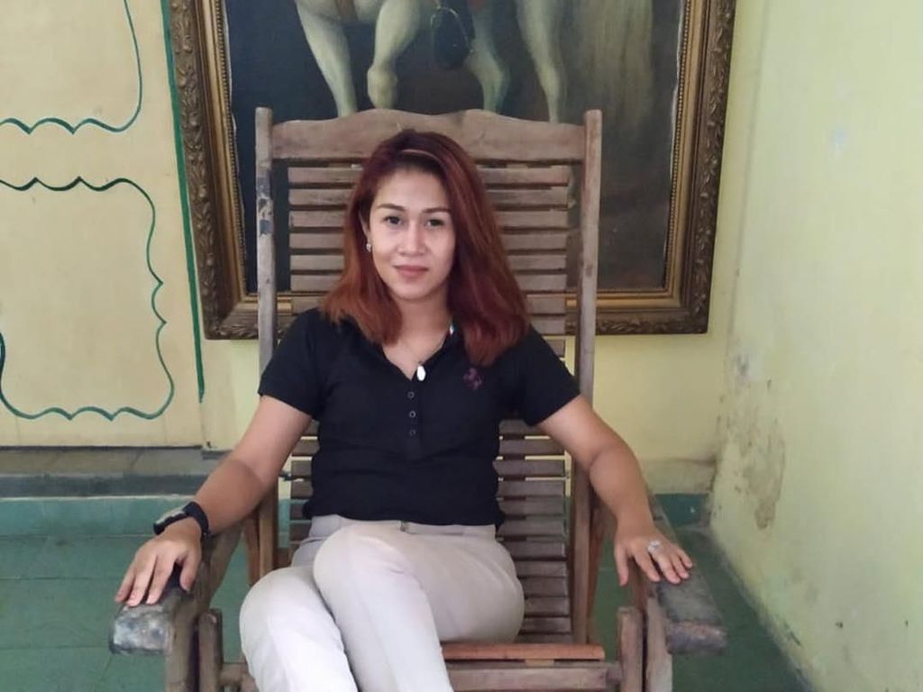 Respons Tak Terduga Ganjar Saat Ratu Keraton Sejagat Curhat Padanya Respons Tak Terduga Ganjar Saat Ratu Keraton Sejagat Curhat Padanya