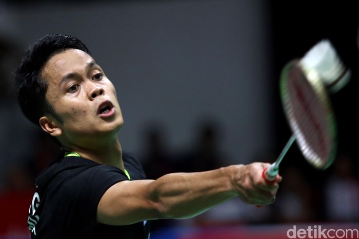 Anthony Ginting keluar sebagai juara tunggal putra Daihatsu Indonesia Masters 2020. Anthony juara usai mengalahkan wakil Denmark lewat pertarungan tiga gim.