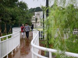 Melihat Sederet Fasilitas di Alun-alun Kota Depok