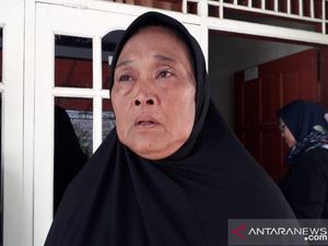 Ibu Sopir Bus yang Kecelakaan di Ciater Subang Minta Maaf ke Korban Ibu Sopir Bus yang Kecelakaan di Ciater Subang Minta Maaf ke Korban