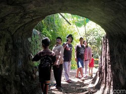 Terowongan Era Kolonial di Klaten Ramai Didatangi Warga