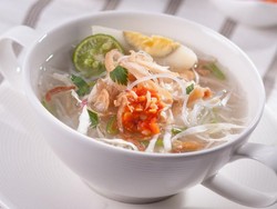 Cicipi Soto Ambengan yang Kalahkan Jajanan Kaki Lima di Dunia