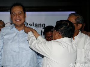 Momen Chairul Tanjung Dilantik Jadi Dewan Kehormatan PMI