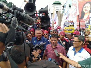 Ini 6 Alasan Massa Buruh Minta Omnibus Law Dibatalkan Ini 6 Alasan Massa Buruh Minta Omnibus Law Dibatalkan