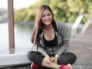 Kartika Berliana Diminta Mundur, Lesung Pipi Bikin Manisnya Kelewatan