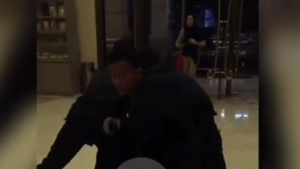 Boy Hamzah saat lakoni adegan mengamuk