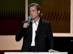 Pengakuan Brad Pitt Tentang Tinder Setelah Viral Bareng Jennifer Aniston