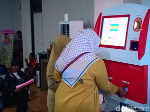 Hanya Butuh 1,5 Menit Bikin e-KTP di Magetan, Ini Faktanya Hanya Butuh 1,5 Menit Bikin e-KTP di Magetan, Ini Faktanya