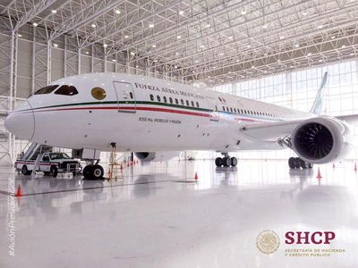 Foto: Mau Dijual, Begini Mewahnya Pesawat Jet Presiden Meksiko