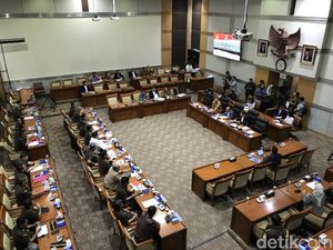 Komisi III Rapat Bersama Jaksa Agung, Bahas Perkembangan Kasus Jiwasraya