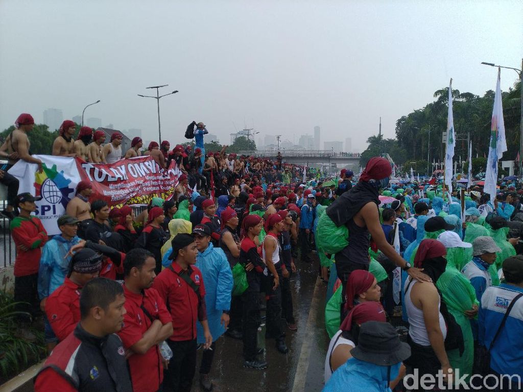 Ini Alasan Buruh Tolak Omnibus Law