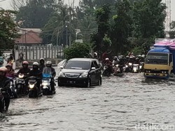 Banjir, Arus Lalu Lintas Bandung-Garut Tasik Sempat Lumpuh