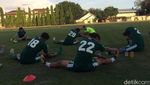 Latihan Persebaya Surabaya Masih Tanpa Osvaldo Haay